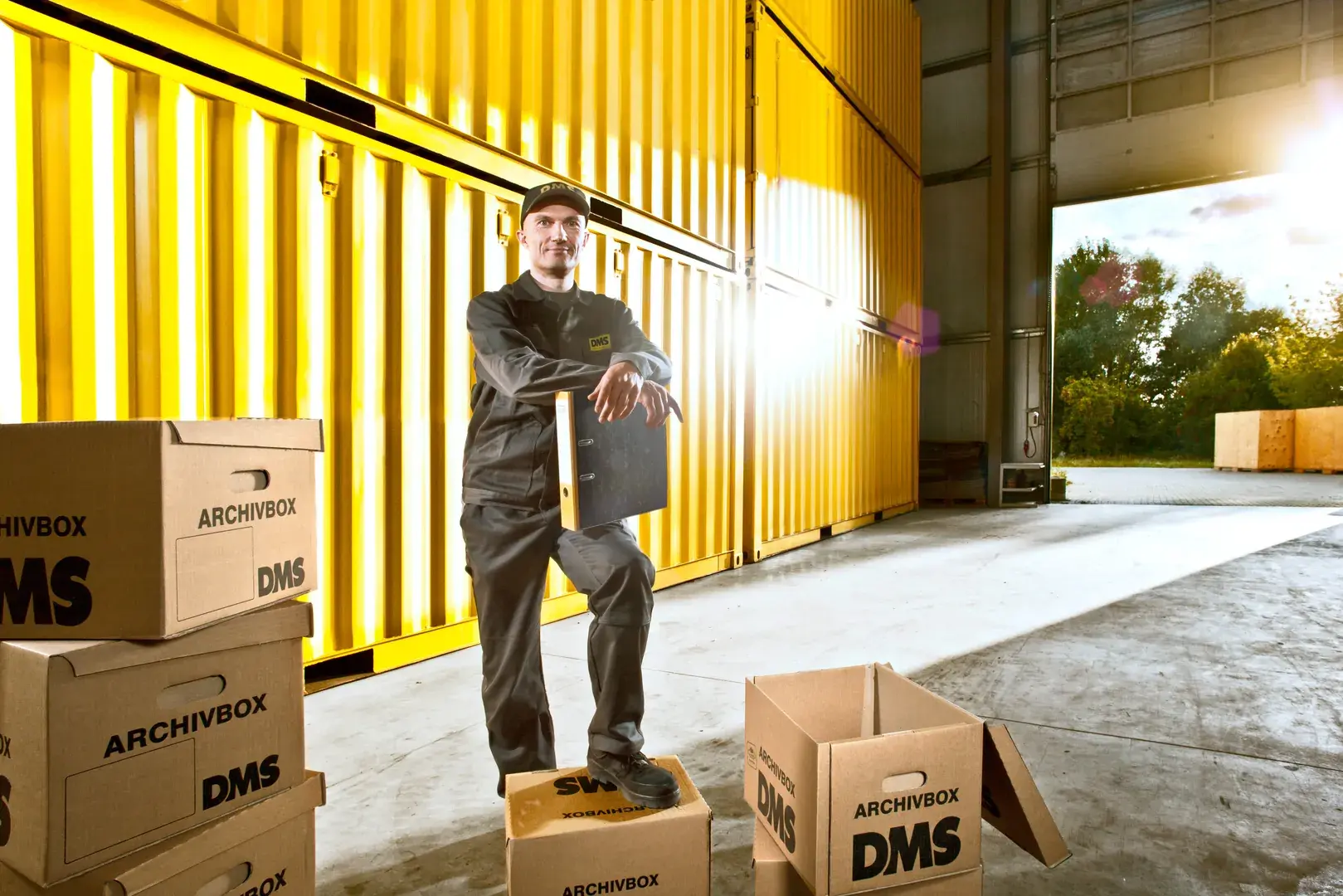 Archiv- und Möbellagerung im Containerlager – Max Müller Umzüge Opfenbach